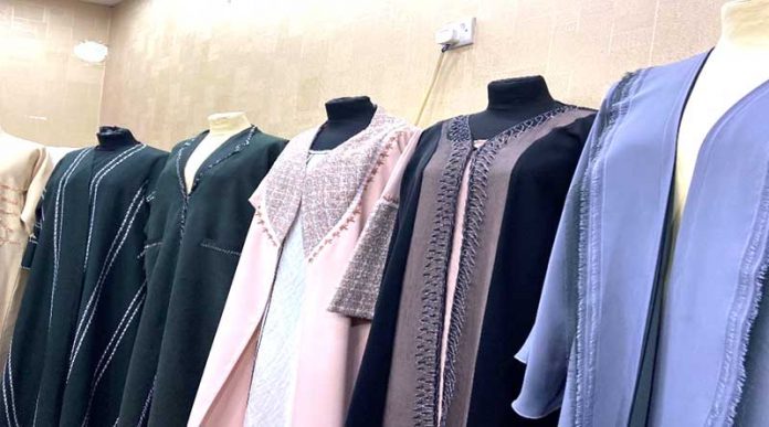 20220219-uaes-new-fashion-colored-abaya-trends-bring-in-the-wow-factor