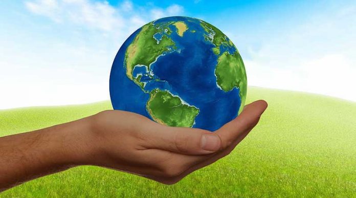 20220309-entrepreneurs-experiences-provide-sustainable-model-students-told