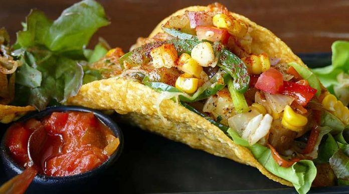 20220310-street-food-wednesday-event-begins-with-tacos